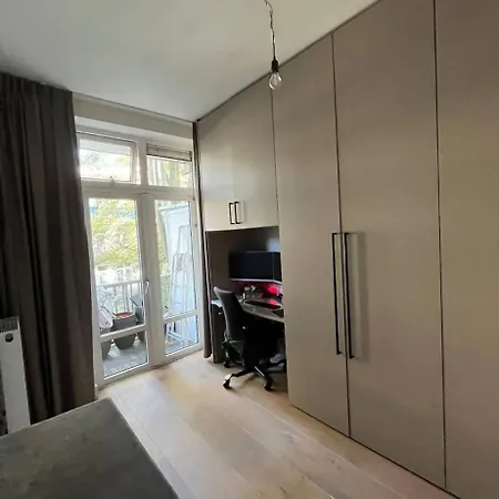 Fully Renovated Two Bedroom In The Centre Of 암스테르담